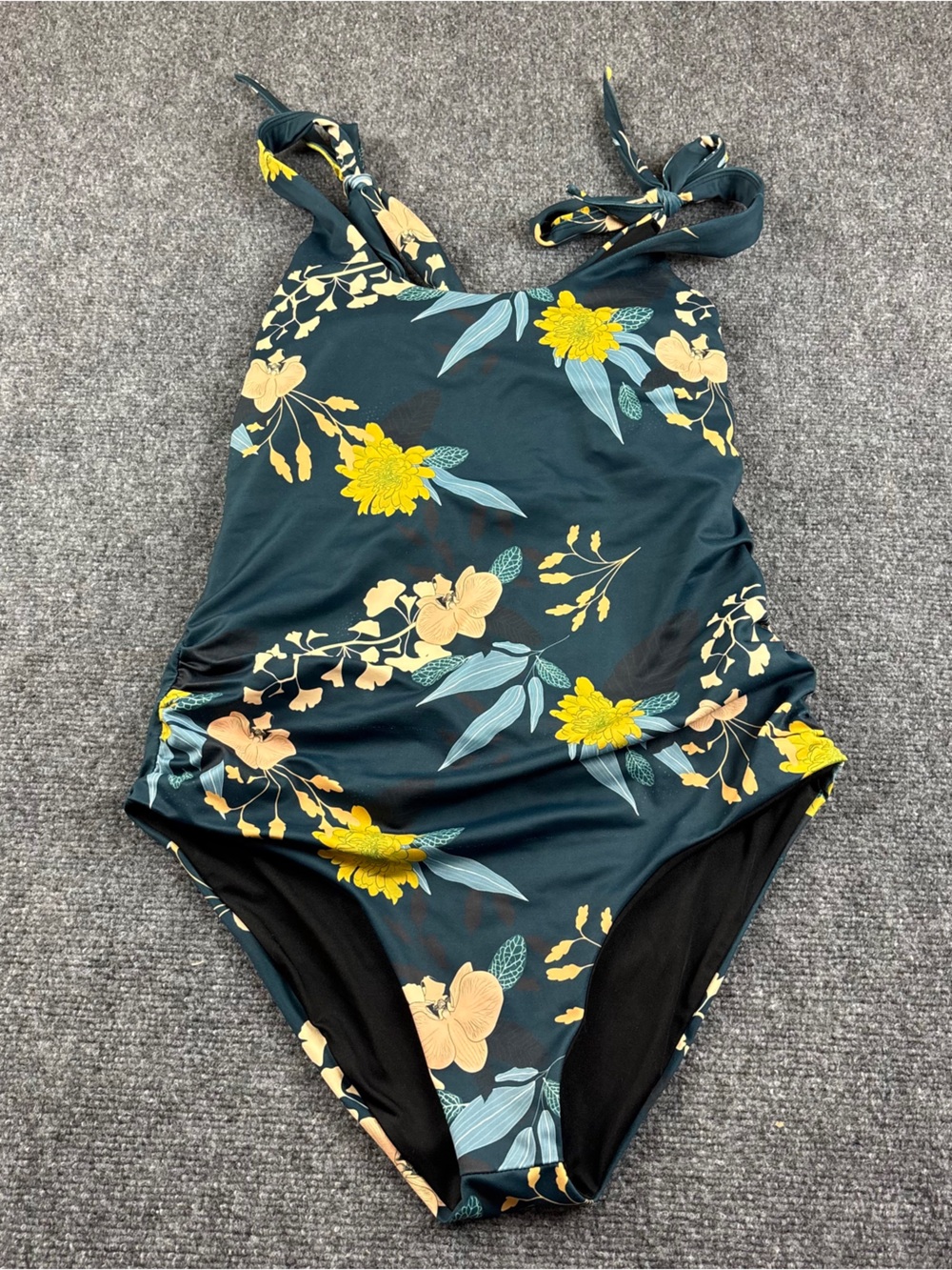 MOVEMAMA Women’s Breastfeeding Swimsuit Blue Floral Tie Shoulder size: Large
